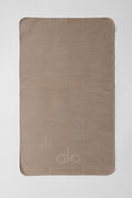 Performance No Sweat Hand Towel - Gravel